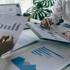Acquire an Existing Business With a Strategic Financing Plan